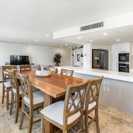The Garland At Rainbow Bay Apartment Gold Coast Exterior photo