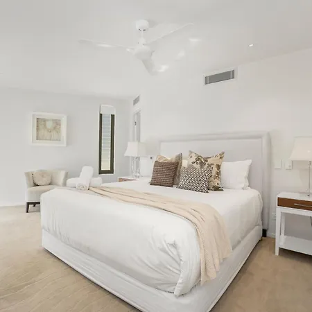 The Garland At Rainbow Bay Apartment Gold Coast Exterior photo