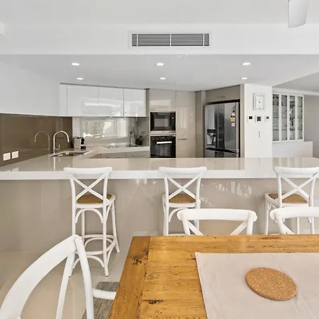 The Garland At Rainbow Bay Apartment Gold Coast Exterior photo