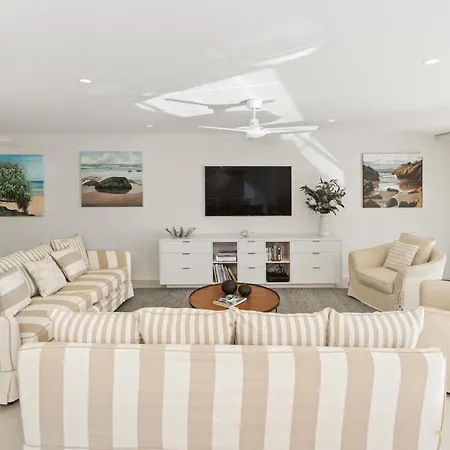 The Garland At Rainbow Bay Apartment Gold Coast Exterior photo